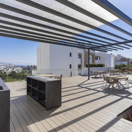 Spacious With Terrace And Garden Close To The Sea *