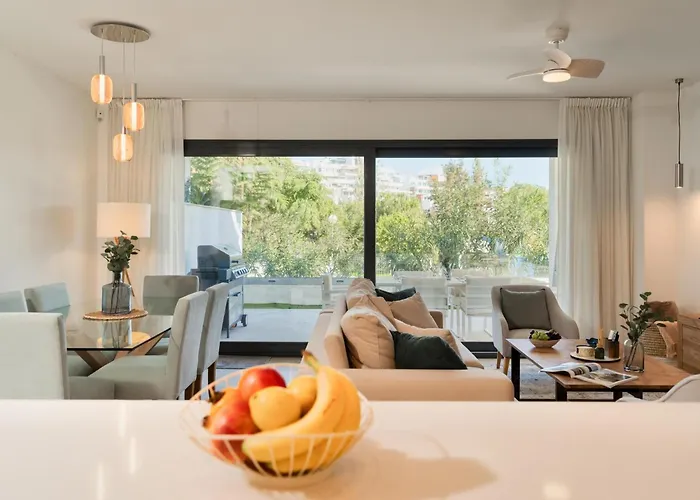 Apartment Spacious With Terrace And Garden Close To The Sea Estepona