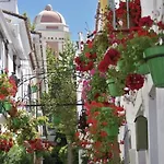 Apartmán Spacious With Terrace And Garden Close To The Sea