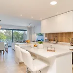 Spacious With Terrace And Garden Close To The Sea