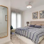 Apartmán Spacious With Terrace And Garden Close To The Sea *