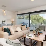 Apartmán Spacious With Terrace And Garden Close To The Sea *