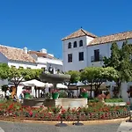 Spacious With Terrace And Garden Close To The Sea Apartmán Estepona