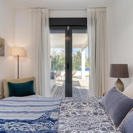 Apartamento Spacious With Terrace And Garden Close To The Sea *