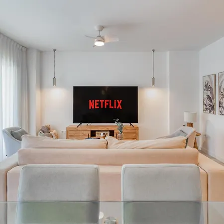 Spacious With Terrace And Garden Close To The Sea *