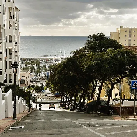 Spacious With Terrace And Garden Close To The Sea