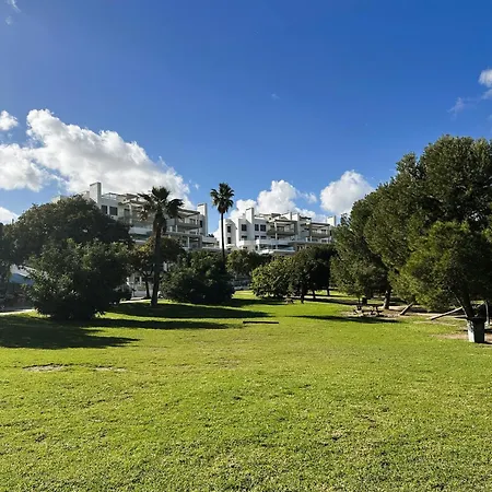 Spacious With Terrace And Garden Close To The Sea *