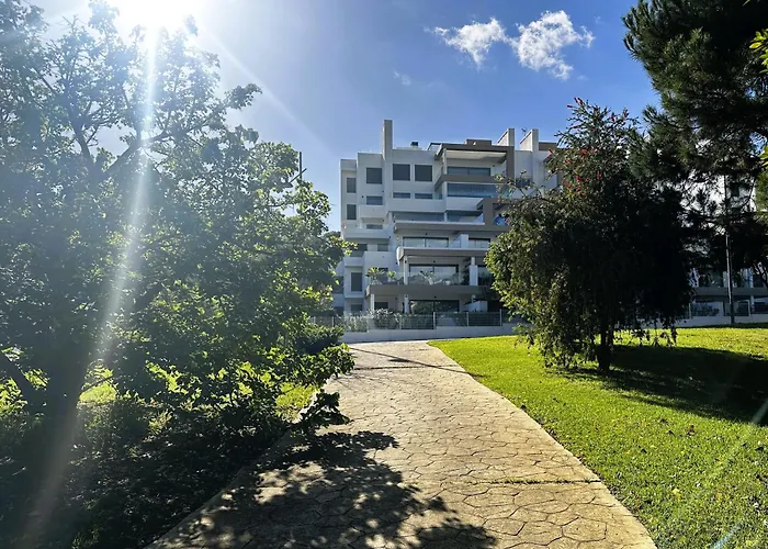 Appartement Spacious With Terrace And Garden Close To The Sea Estepona