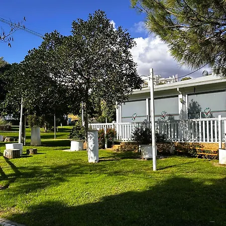アパート Spacious With Terrace And Garden Close To The Sea *