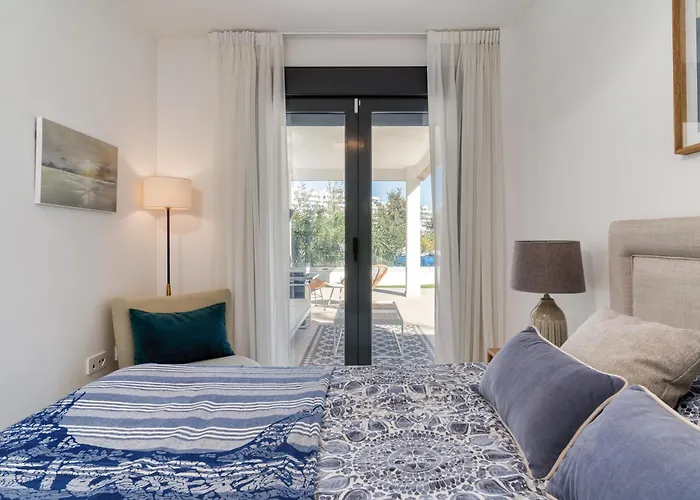 Appartamento Spacious With Terrace And Garden Close To The Sea *