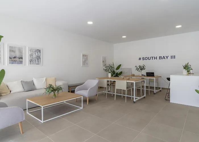 Spacious With Terrace And Garden Close To The Sea * Estepona